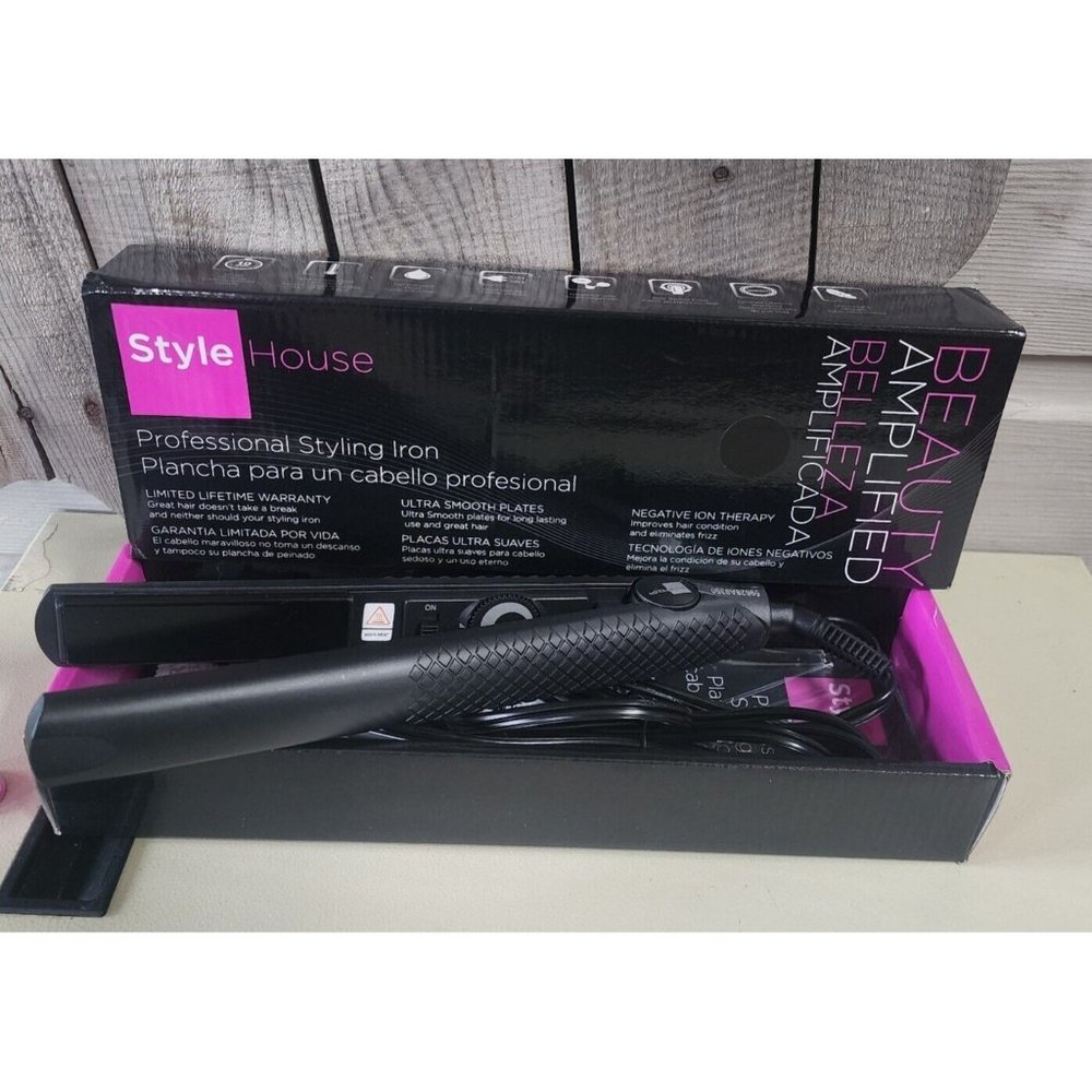 Style House Beauty Amplified 1.25" Professional Styling Iron Adjustable Heat
